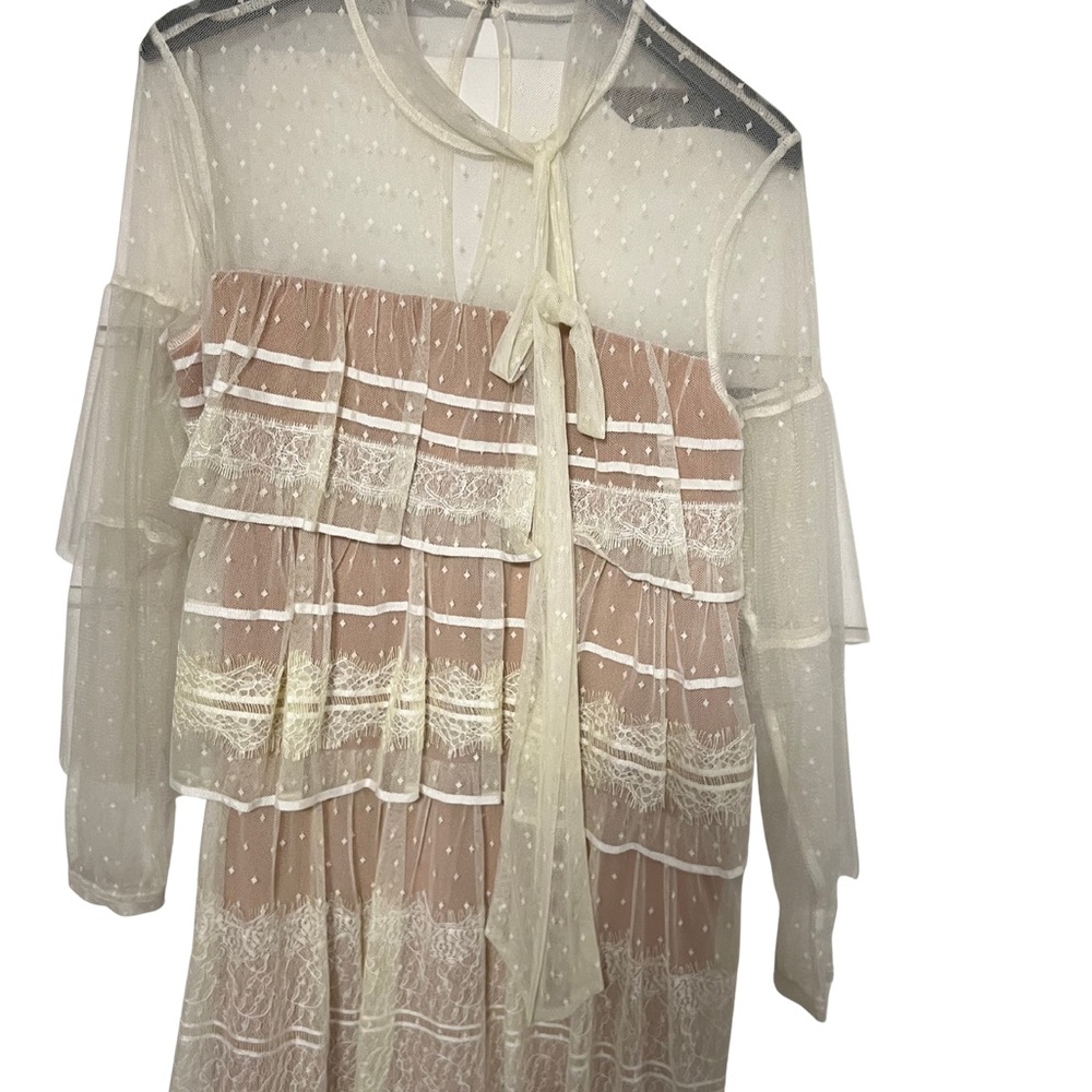 Elegant Cream and Tan Lace Dress